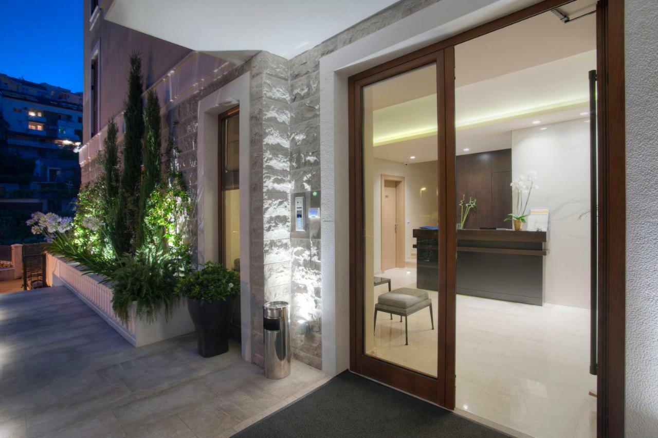 Vela Hotell